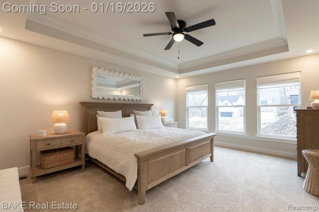 205 Mountain View Lane, Milford, MI 48381