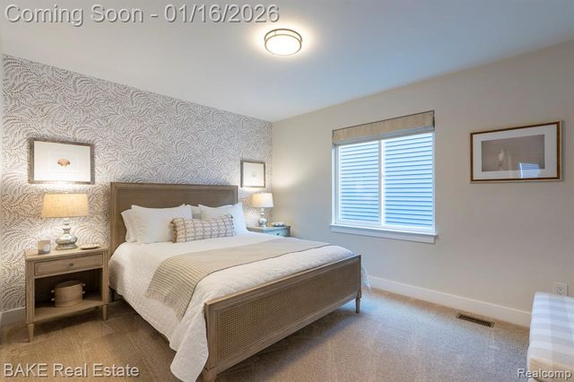 205 Mountain View Lane, Milford, MI 48381