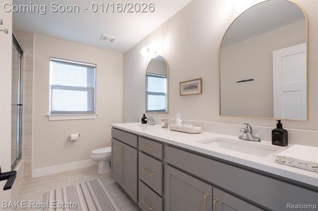 205 Mountain View Lane, Milford, MI 48381