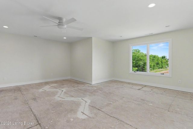4000 Paramont Commons Blvd, Prospect, KY 40059