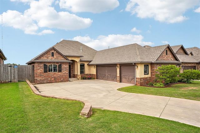 1720 NE 25th Street, Moore, OK 73160