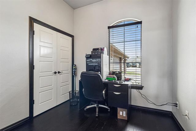1720 NE 25th Street, Moore, OK 73160