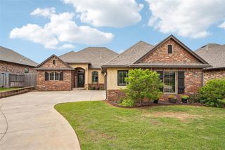 1720 NE 25th Street, Moore, OK 73160