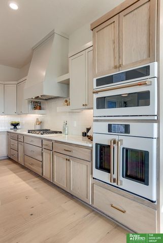 3308 S 206th Street, Elkhorn, NE 68022