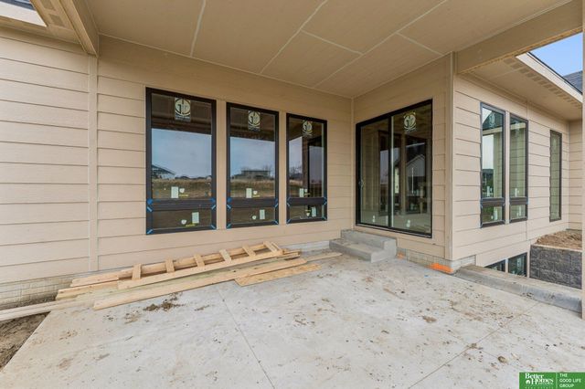 3308 S 206th Street, Elkhorn, NE 68022