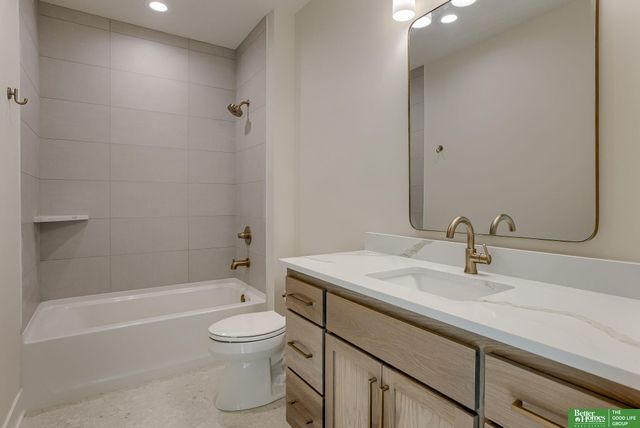 3308 S 206th Street, Elkhorn, NE 68022