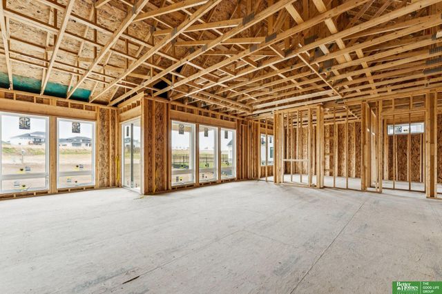 3308 S 206th Street, Elkhorn, NE 68022