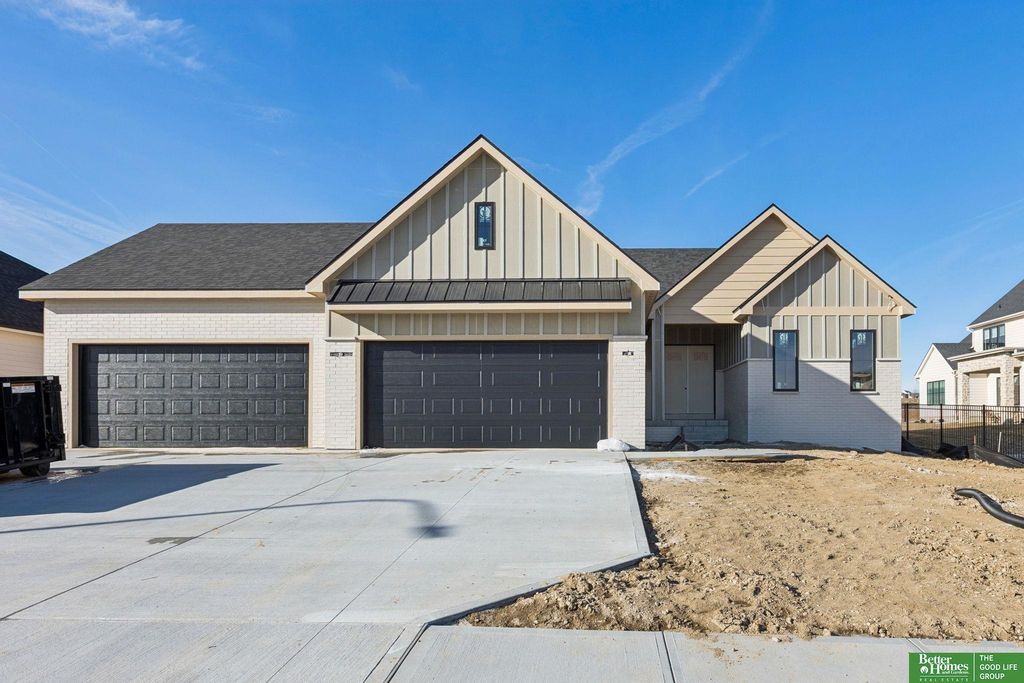 3308 S 206th Street, Elkhorn, NE 68022