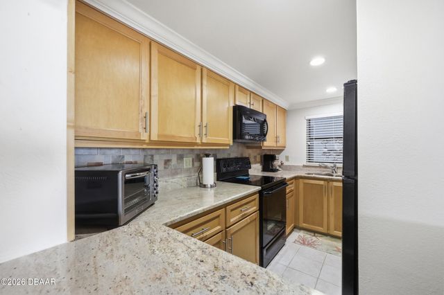 3747 S Atlantic Ave Unit 405, Daytona Beach Shores, FL 32118