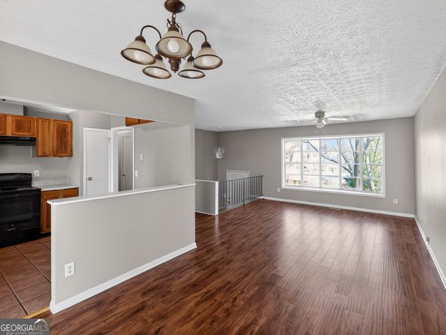 1439 Walnut Ridge Way, Stone Mountain, GA 30083