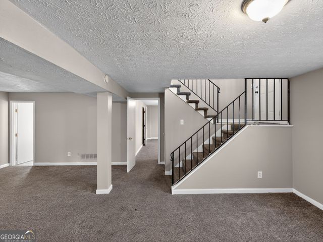 1439 Walnut Ridge Way, Stone Mountain, GA 30083