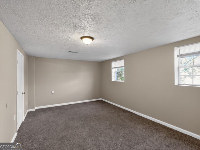 1439 Walnut Ridge Way, Stone Mountain, GA 30083