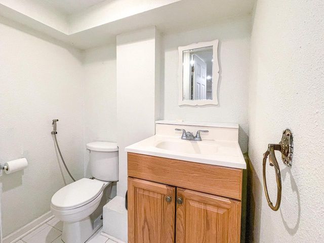 2540 Anita DRIVE, Brookfield, WI 53045