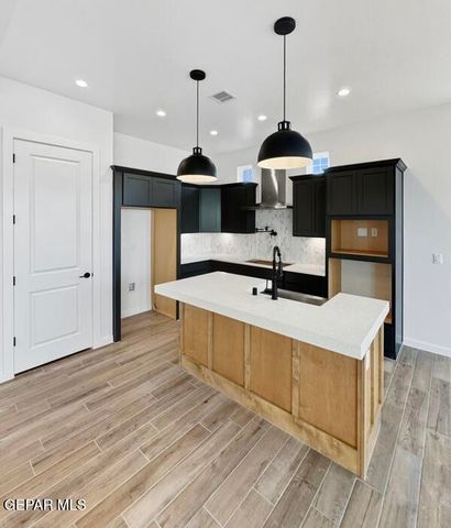 13249 Verwood Drive, Horizon City, TX 79928