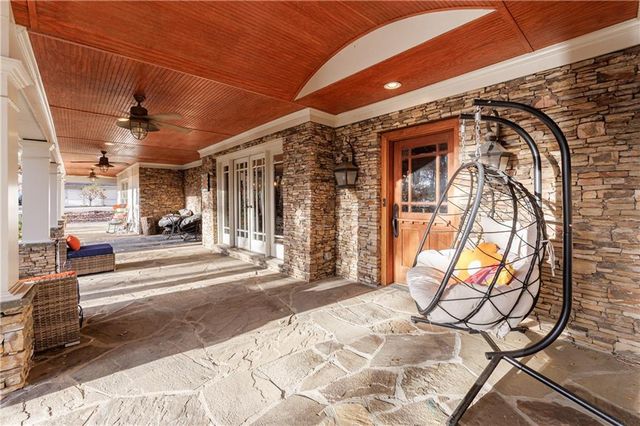 818 Arnold Mill Road, Woodstock, GA 30188