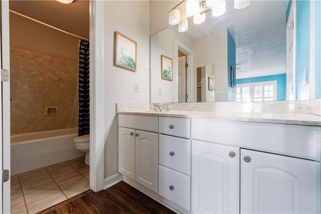 818 Arnold Mill Road, Woodstock, GA 30188