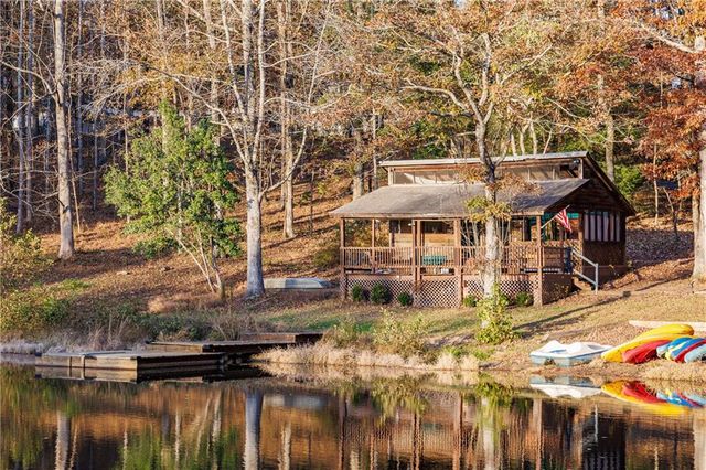 818 Arnold Mill Road, Woodstock, GA 30188