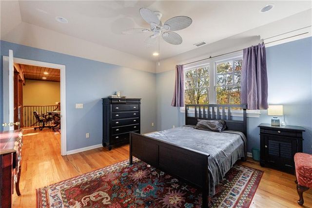 818 Arnold Mill Road, Woodstock, GA 30188