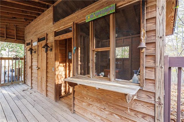 818 Arnold Mill Road, Woodstock, GA 30188