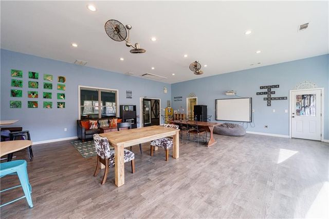 818 Arnold Mill Road, Woodstock, GA 30188