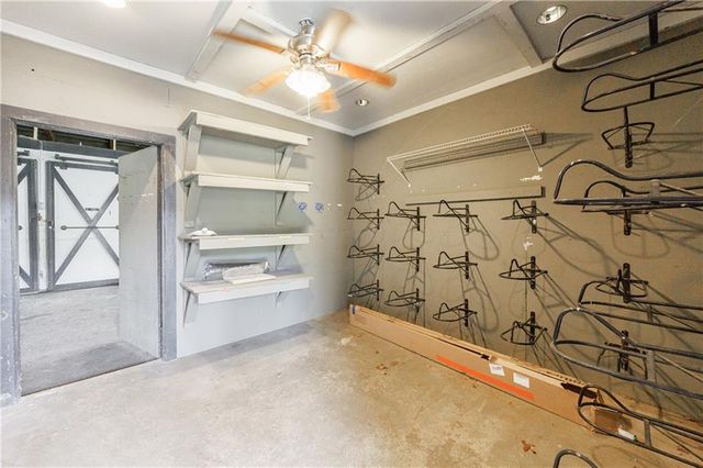 818 Arnold Mill Road, Woodstock, GA 30188