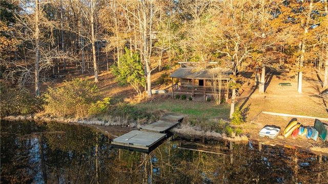 818 Arnold Mill Road, Woodstock, GA 30188