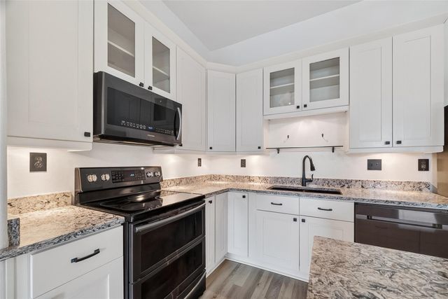 2205 Mckinney Street 315, Houston, TX 77003
