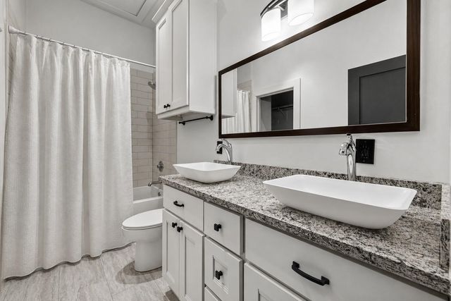 2205 Mckinney Street 315, Houston, TX 77003