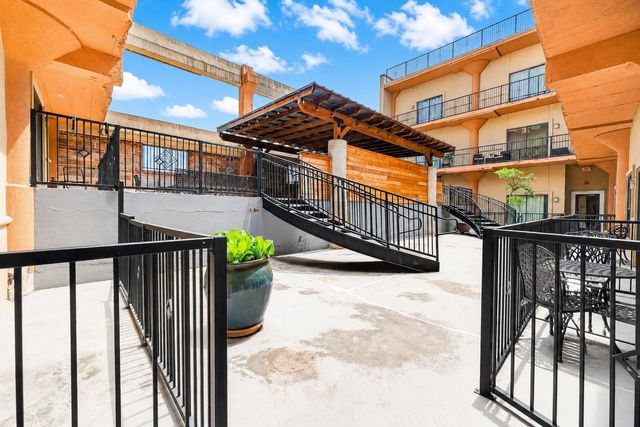 2205 Mckinney Street 315, Houston, TX 77003