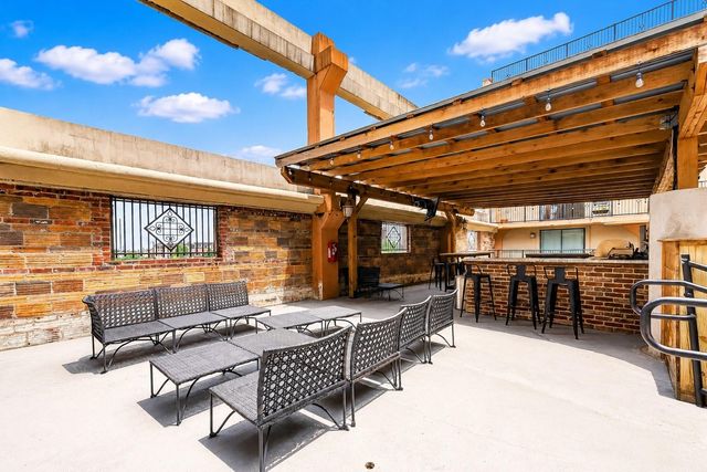 2205 Mckinney Street 315, Houston, TX 77003