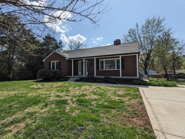 8903 WILSON AVE, Manassas, VA 20110