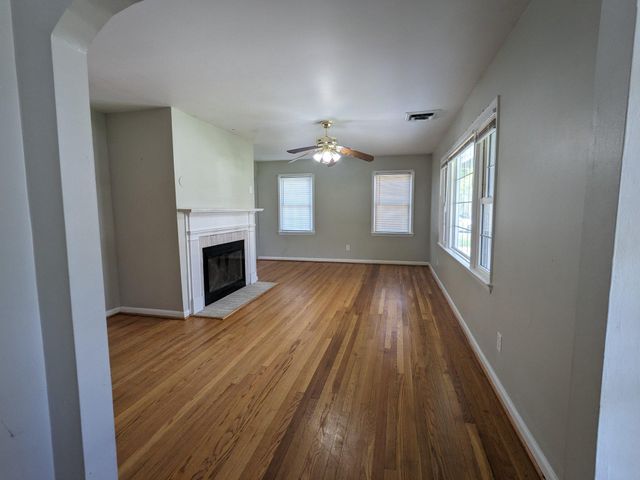 8903 WILSON AVE, Manassas, VA 20110
