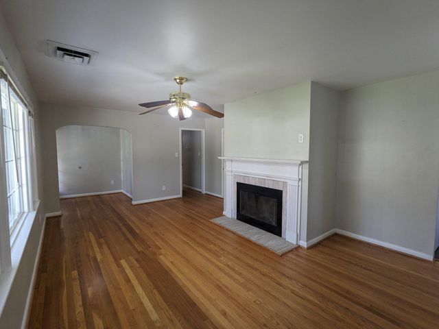 8903 WILSON AVE, Manassas, VA 20110
