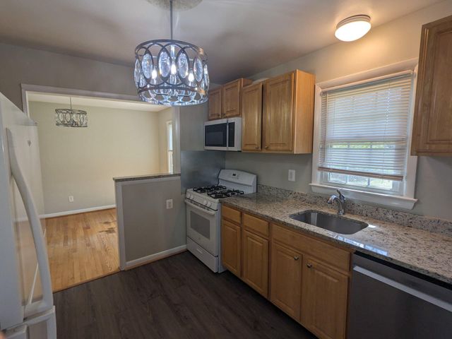 8903 WILSON AVE, Manassas, VA 20110