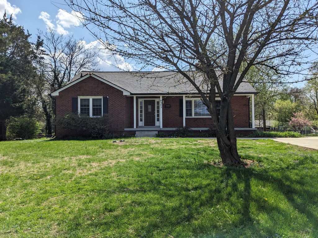 8903 WILSON AVE, Manassas, VA 20110