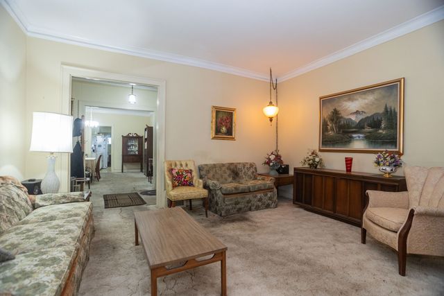 4155 W Grace Street, Chicago, IL 60641