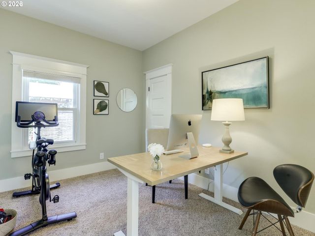 131 Se 74TH Ave, Portland, OR 97215