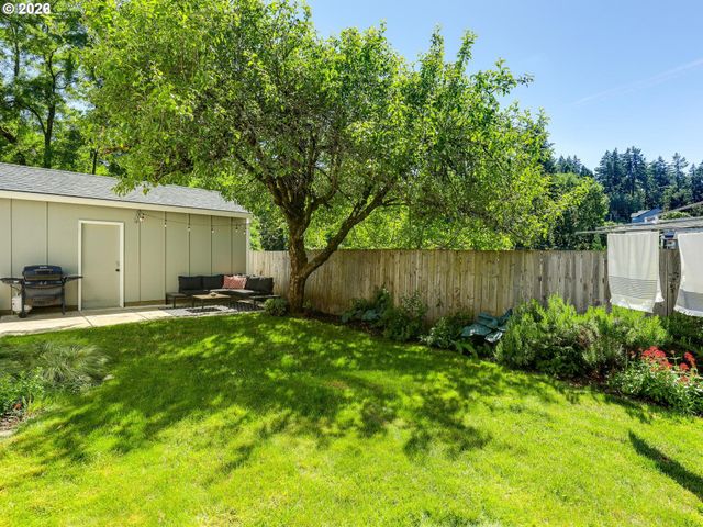 131 Se 74TH Ave, Portland, OR 97215
