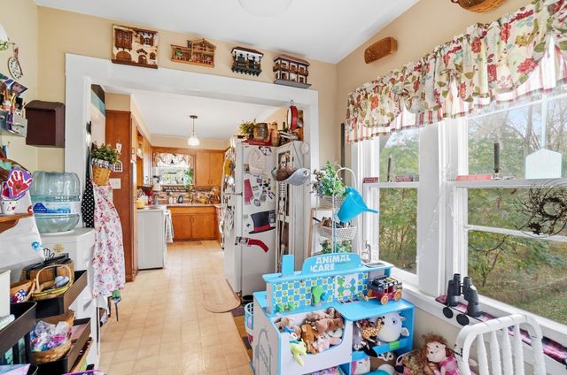 64 Commerce Street, Lockbourne, OH 43137