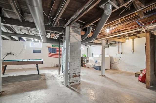 64 Commerce Street, Lockbourne, OH 43137