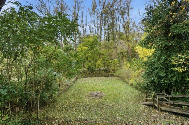 64 Commerce Street, Lockbourne, OH 43137