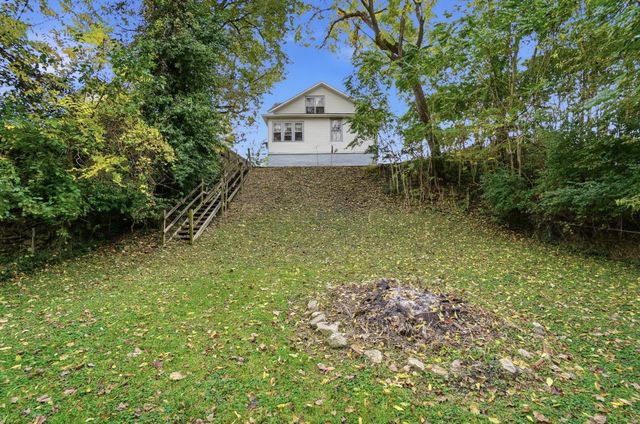 64 Commerce Street, Lockbourne, OH 43137