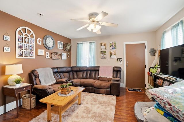 64 Commerce Street, Lockbourne, OH 43137