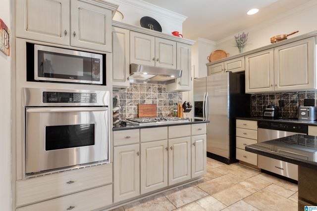 2217 STERLING RIDGE CIRCLE, Vestavia Hills, AL 35216