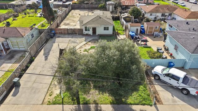 1046 C Street, Salinas, CA 93905