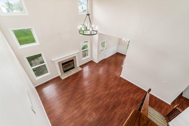 12870 Pacer Drive, Pickerington, OH 43147