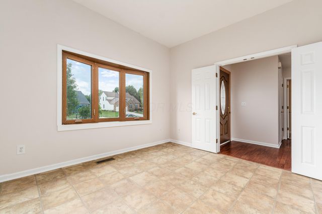12870 Pacer Drive, Pickerington, OH 43147