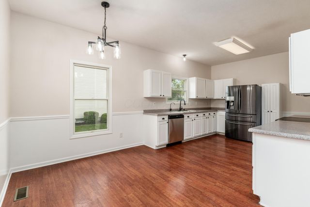 12870 Pacer Drive, Pickerington, OH 43147