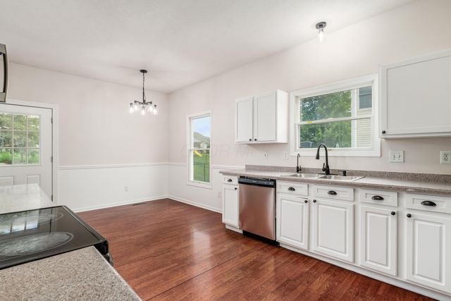 12870 Pacer Drive, Pickerington, OH 43147