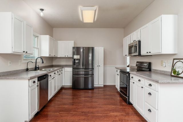 12870 Pacer Drive, Pickerington, OH 43147